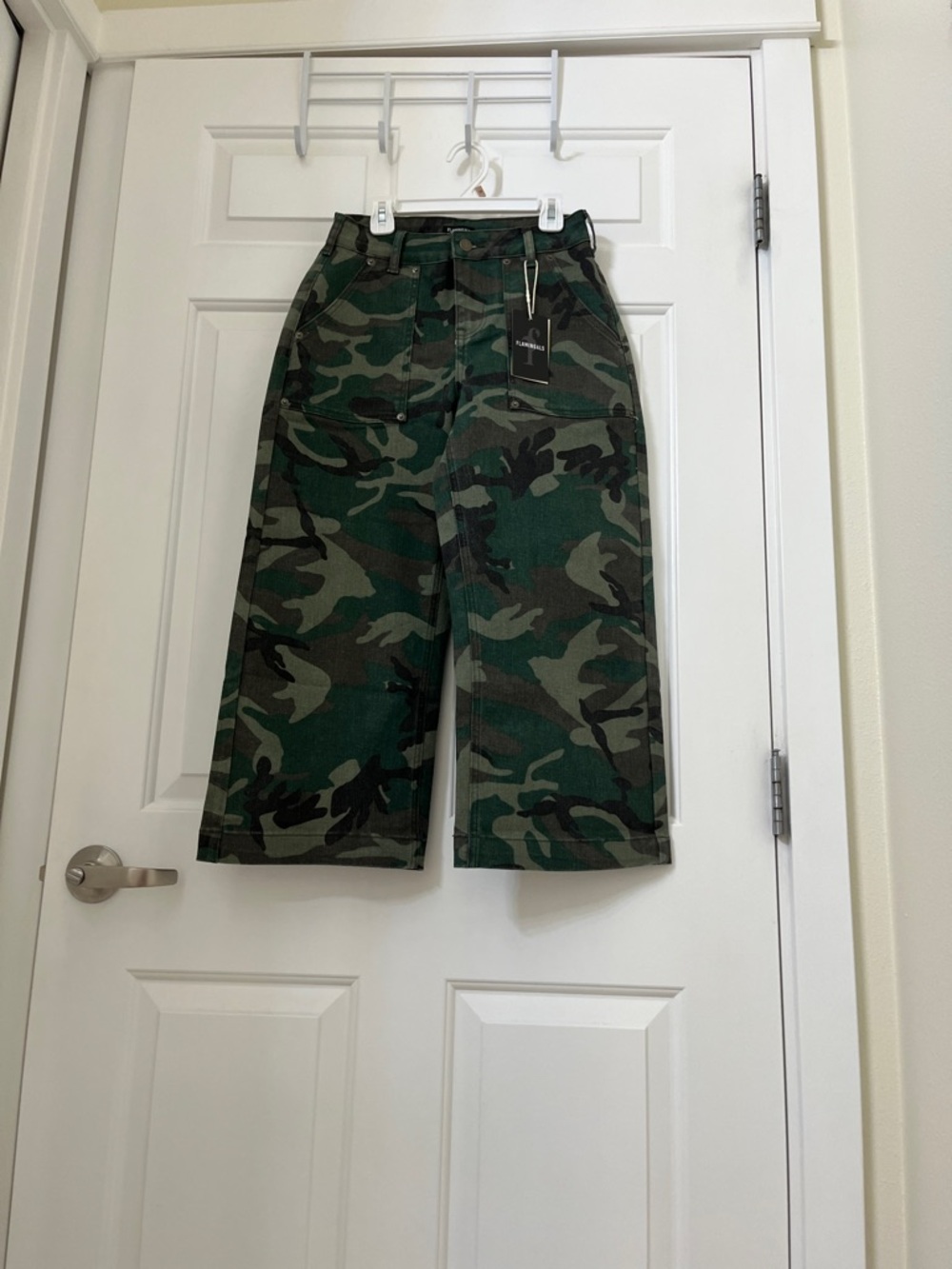 Flamingals Camo Wide-Leg capris cs